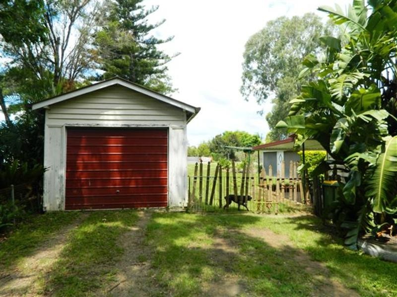 15 North Street, Harrisville QLD 4307