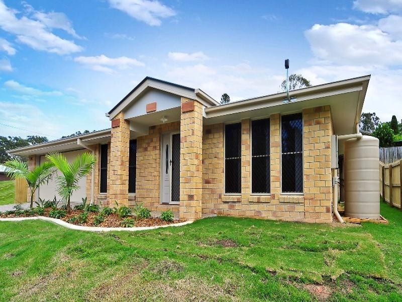 35 Conway Street, Riverview QLD 4303