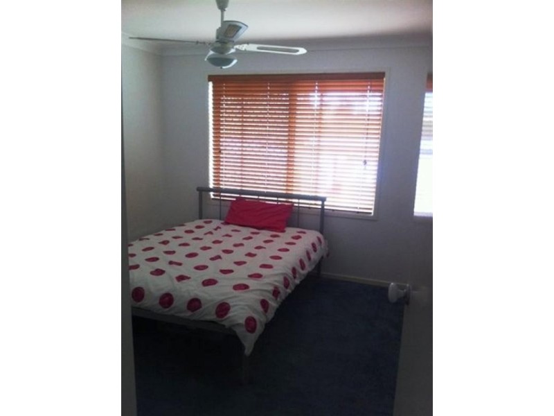 9 Quando Close, Yamanto QLD 4305