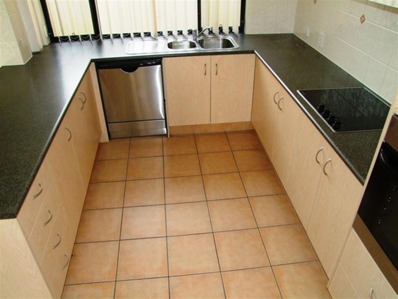 14 Anna Drive, Raceview QLD 4305