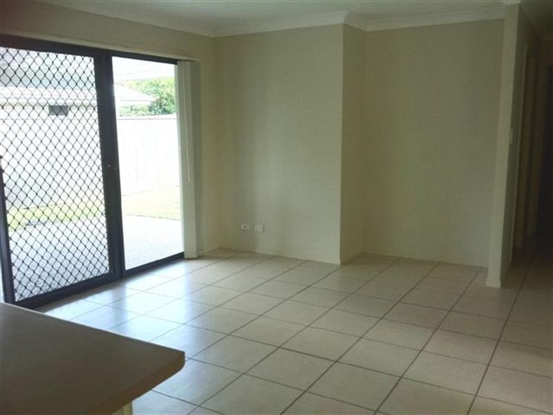 88 Jacaranda Drive, Yamanto QLD 4305