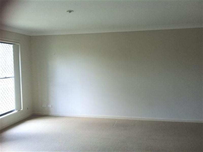 88 Jacaranda Drive, Yamanto QLD 4305