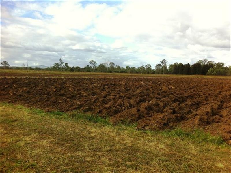 13 Cummings Road, Calvert QLD 4340