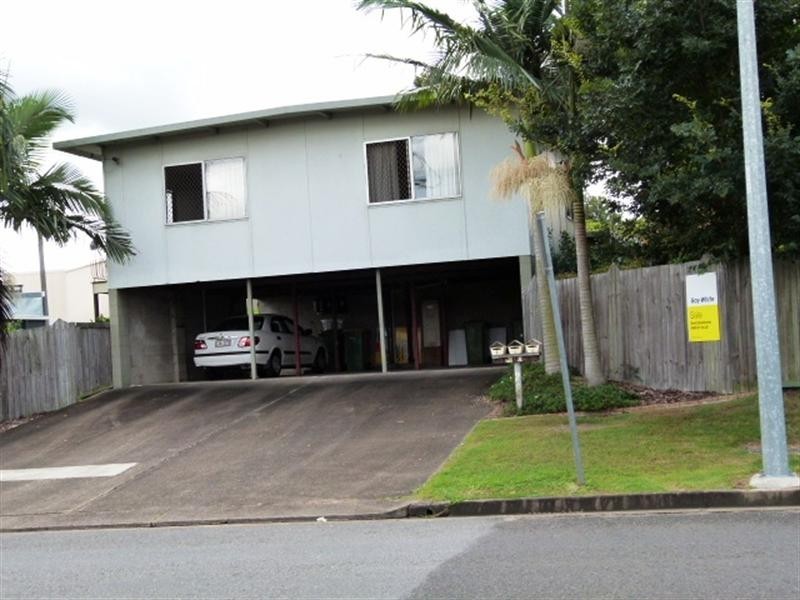 78 Cemetery Road, Eastern Heights QLD 4305