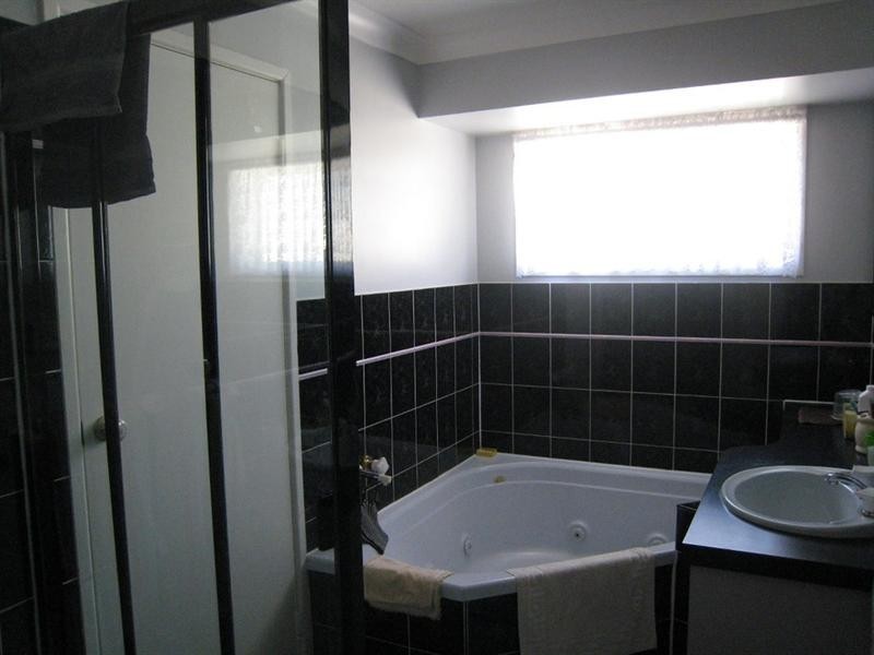 45 Fassifern Street, Peak Crossing QLD 4306