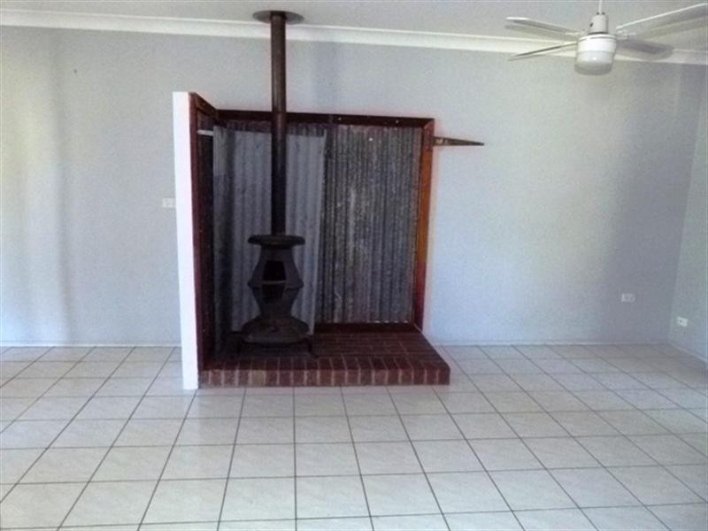 45 Fassifern Street, Peak Crossing QLD 4306