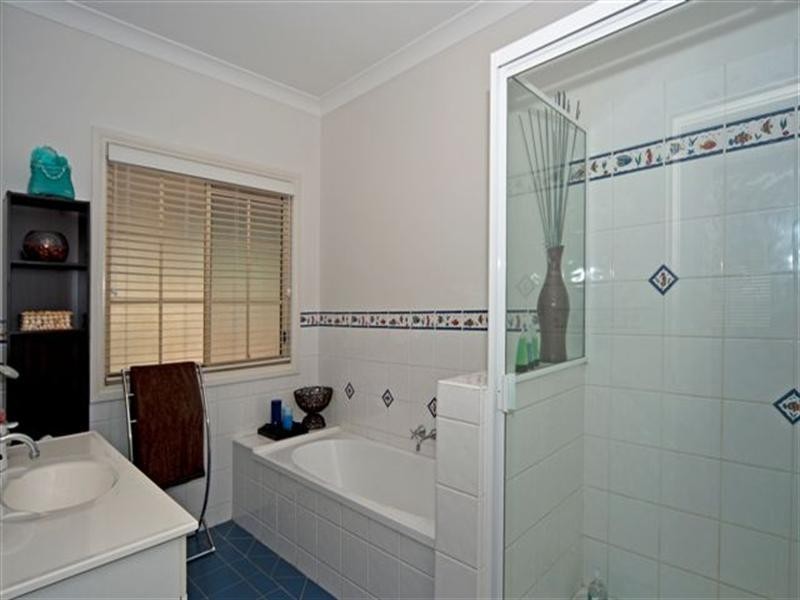 10 Junwood, Deebing Heights QLD 4306