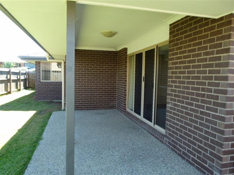 2 Josh Court, Flinders View QLD 4305
