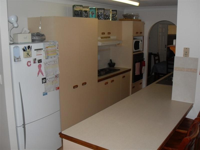 5 Sheppey Place, Yamanto QLD 4305