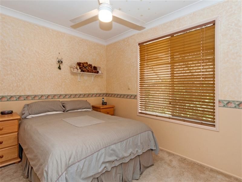 5 Sheppey Place, Yamanto QLD 4305