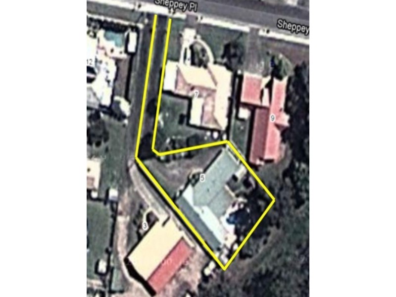 5 Sheppey Place, Yamanto QLD 4305