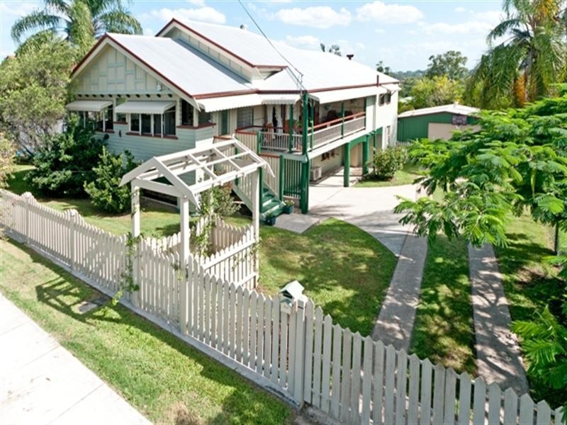 4 Waterworks Road, Brassall QLD 4305