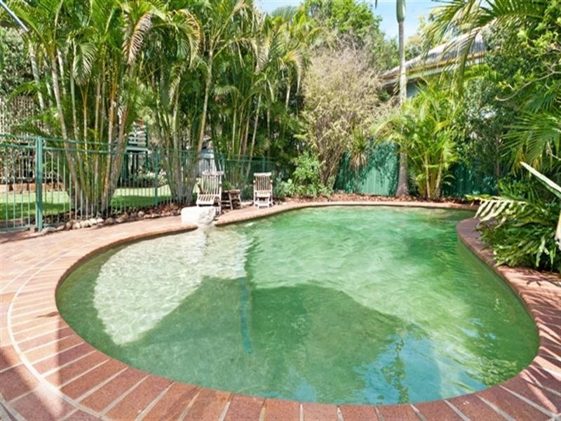 4 Waterworks Road, Brassall QLD 4305