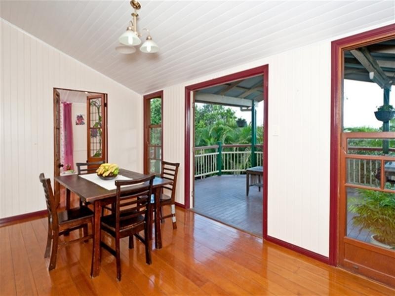 4 Waterworks Road, Brassall QLD 4305