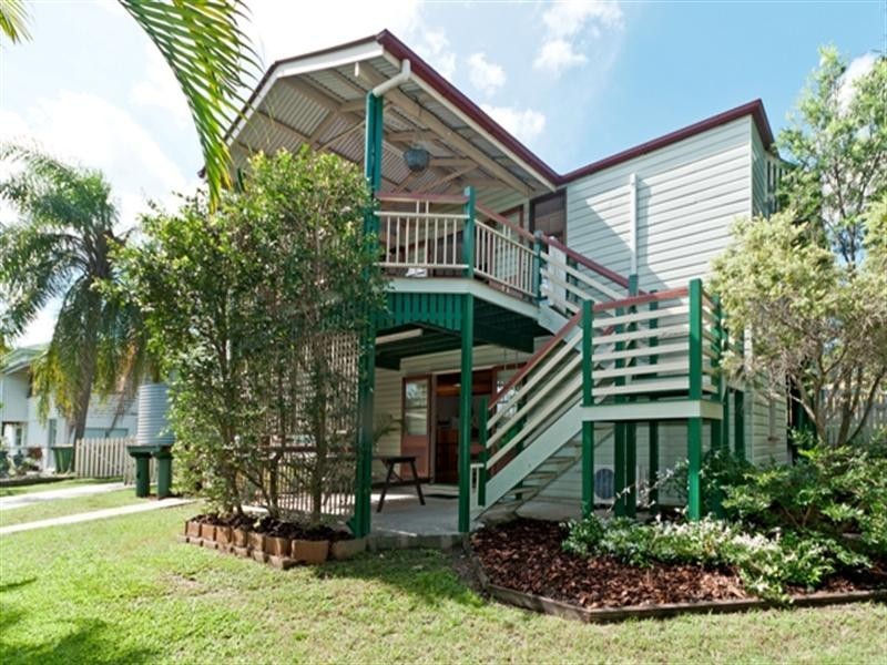 4 Waterworks Road, Brassall QLD 4305