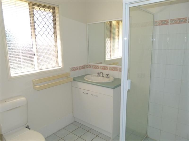 6 Drayton Place, Yamanto QLD 4305