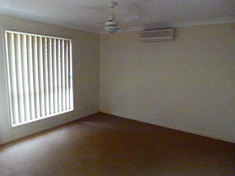 3 Nicole Place, Yamanto QLD 4305