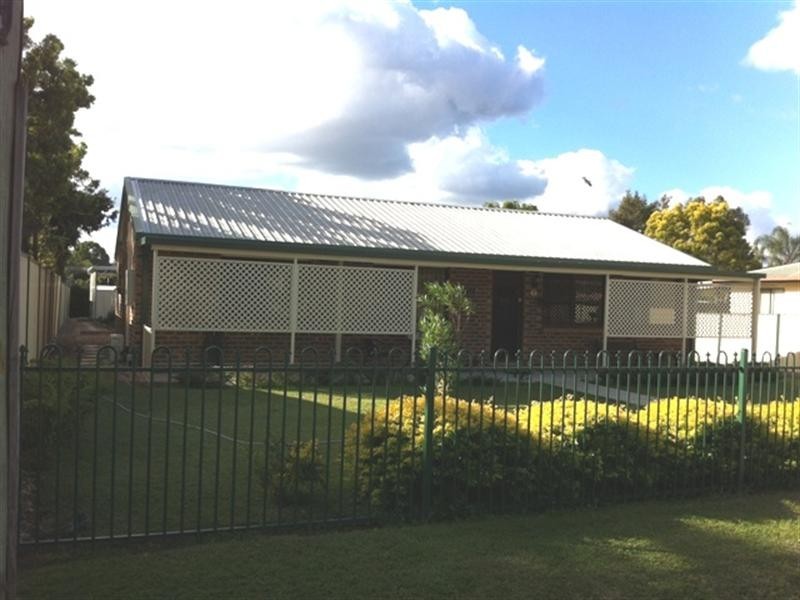9 Kingsley Street, Walloon QLD 4306