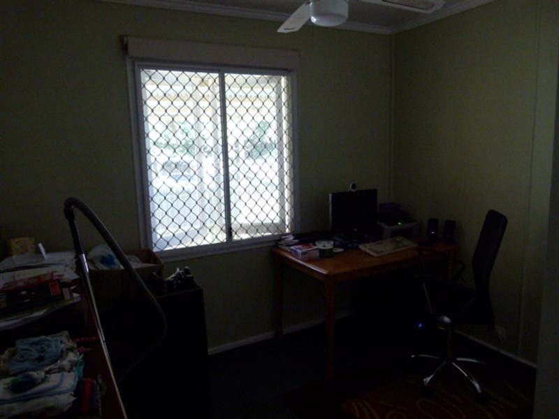 6 Petrie Street, Leichhardt QLD 4305