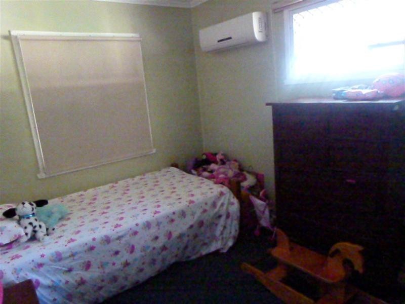 6 Petrie Street, Leichhardt QLD 4305