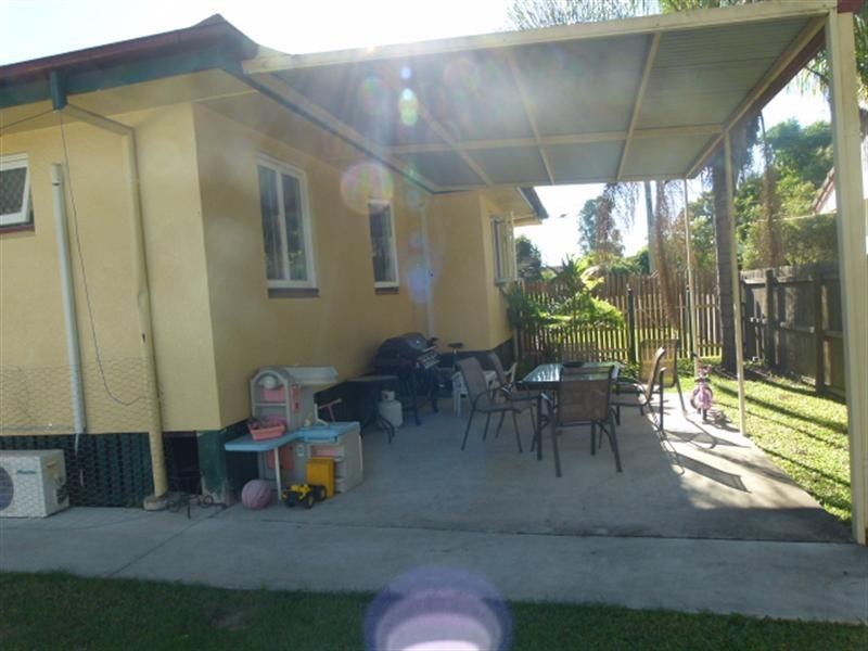 6 Petrie Street, Leichhardt QLD 4305