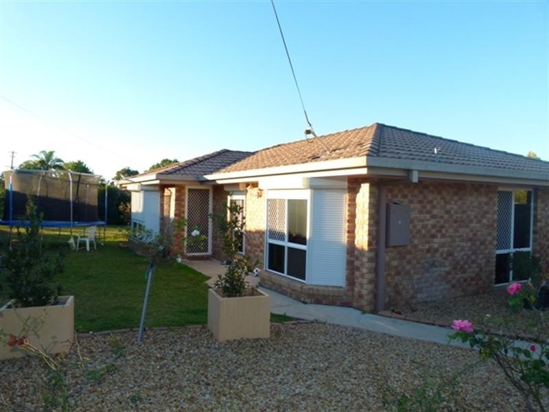 49 Jacaranda Drive, Yamanto QLD 4305