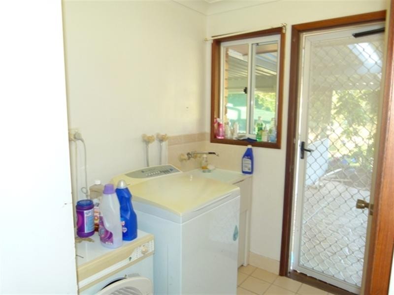 49 Jacaranda Drive, Yamanto QLD 4305