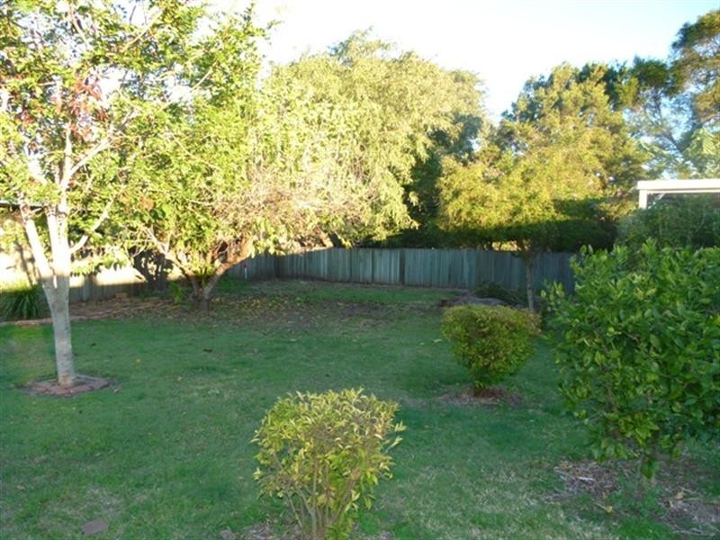 49 Jacaranda Drive, Yamanto QLD 4305