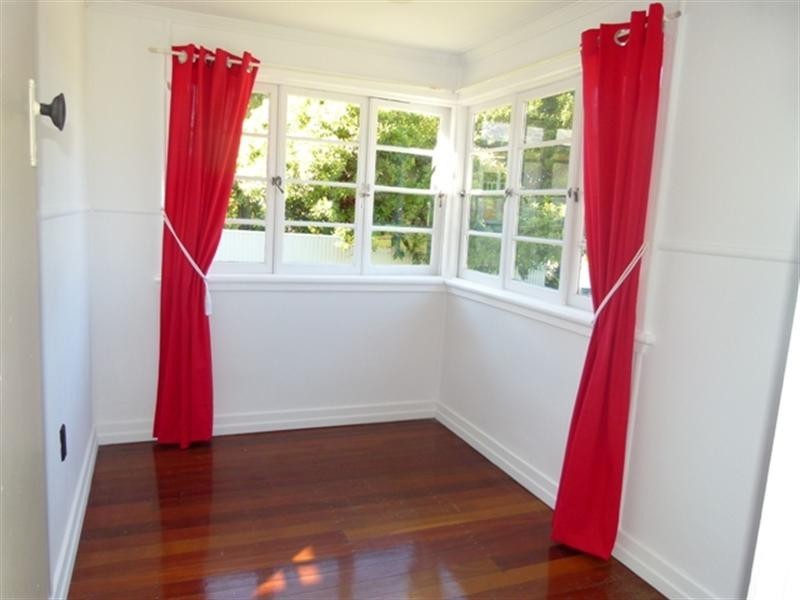 63 Woodford Street, One Mile QLD 4305