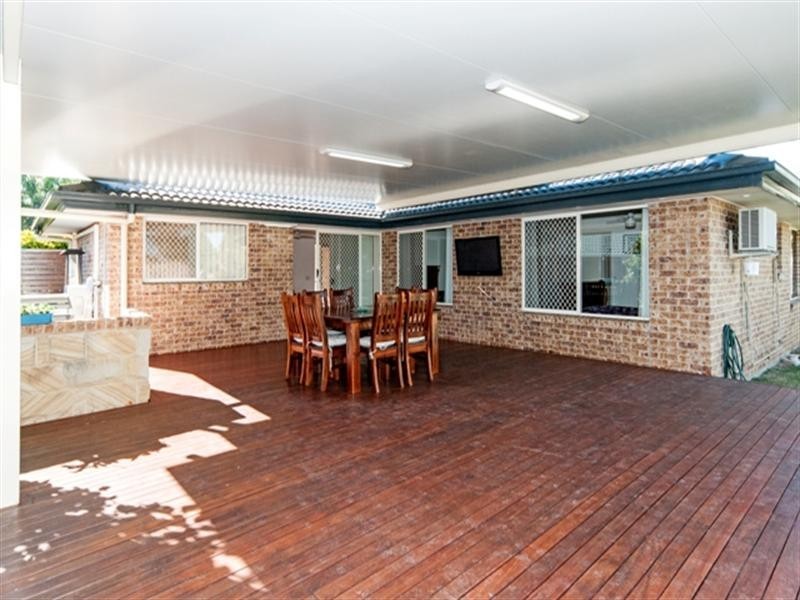 225 Ripley Road, Flinders View QLD 4305