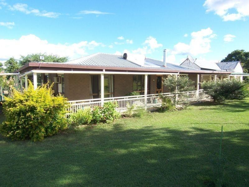 100 Grants Road, Lower Mount Walker QLD 4340