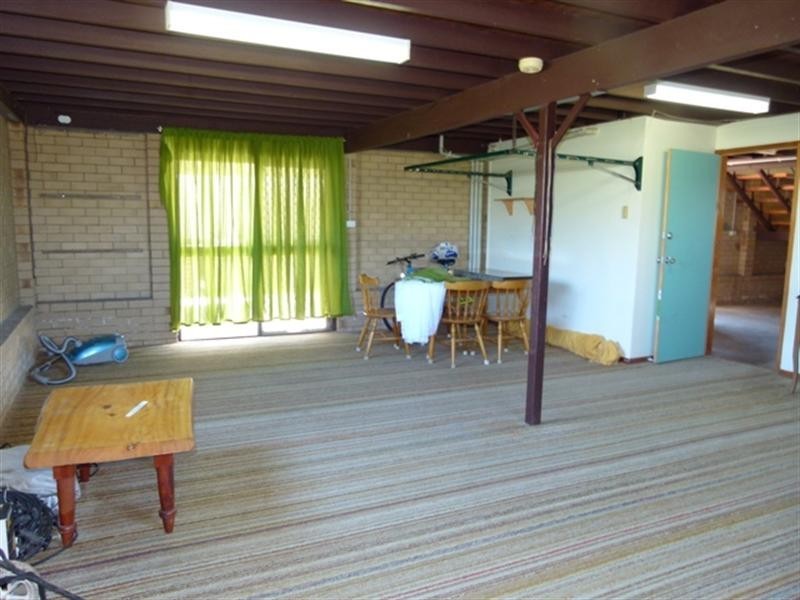 2 O’Keefe Street, Leichhardt QLD 4305