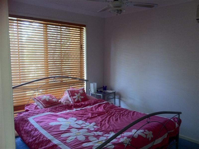 9 Quando Close, Yamanto QLD 4305