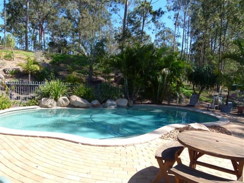 17 Winland Drive, Deebing Heights QLD 4306