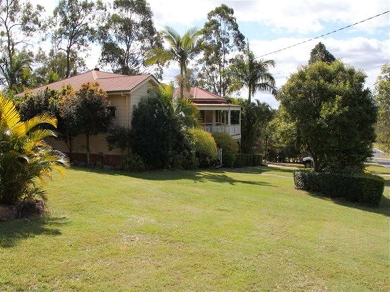 17 Winland Drive, Deebing Heights QLD 4306