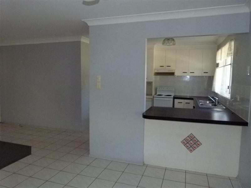 45 Fassifern Street, Peak Crossing QLD 4306