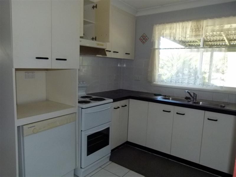 45 Fassifern Street, Peak Crossing QLD 4306