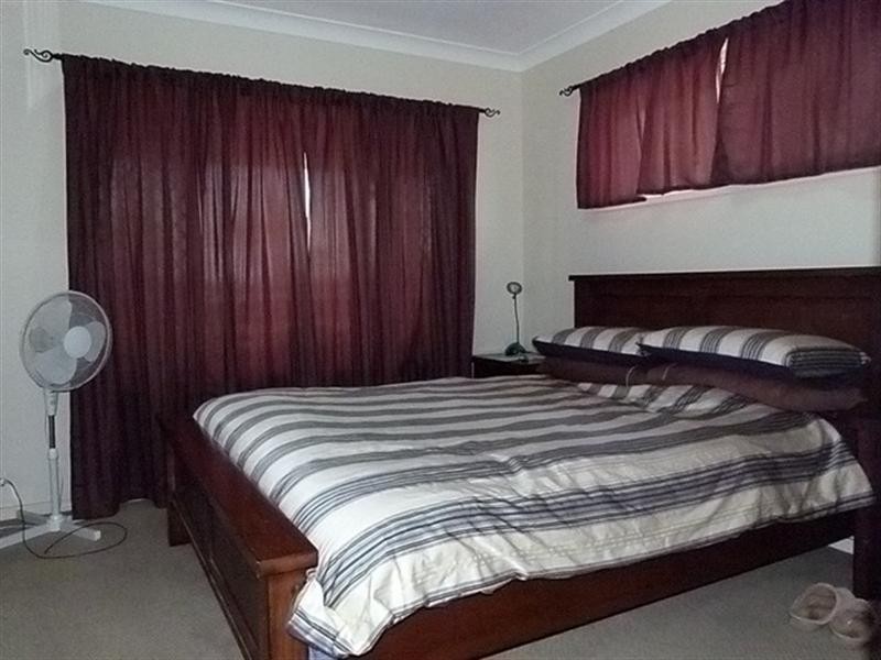 30 Redhill Road, Harrisville QLD 4307