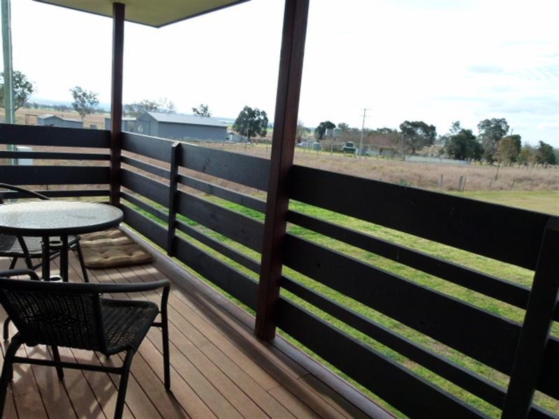 30 Redhill Road, Harrisville QLD 4307