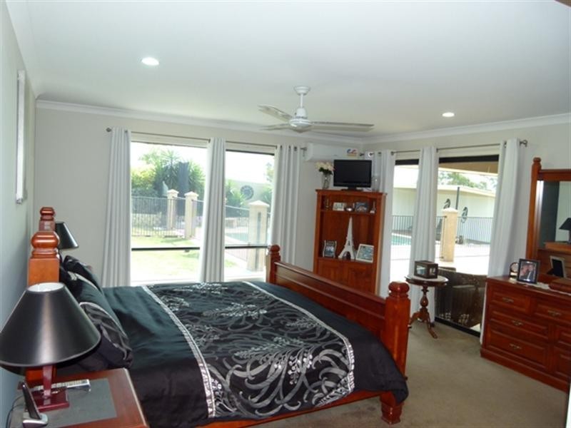 27 Harrison Grove, Deebing Heights QLD 4306