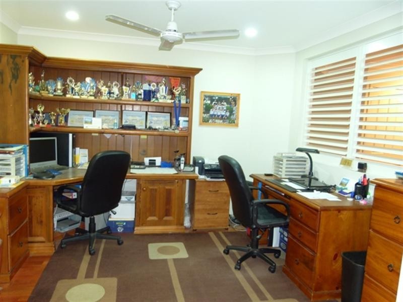 27 Harrison Grove, Deebing Heights QLD 4306