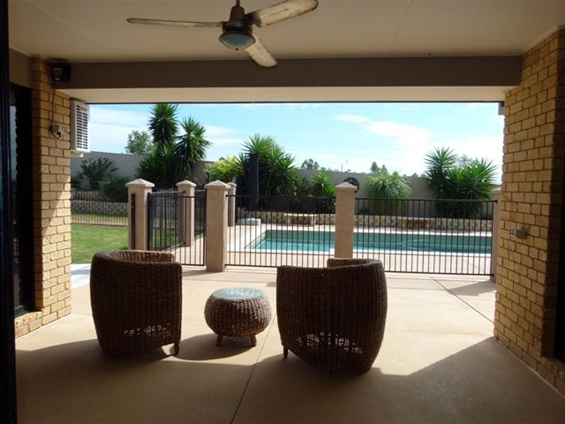 27 Harrison Grove, Deebing Heights QLD 4306