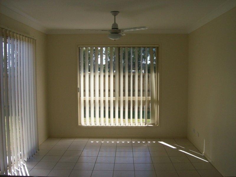 100 Anna Drive, Raceview QLD 4305