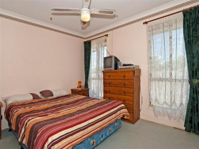 15 Newstead Court, Redbank Plains QLD 4301