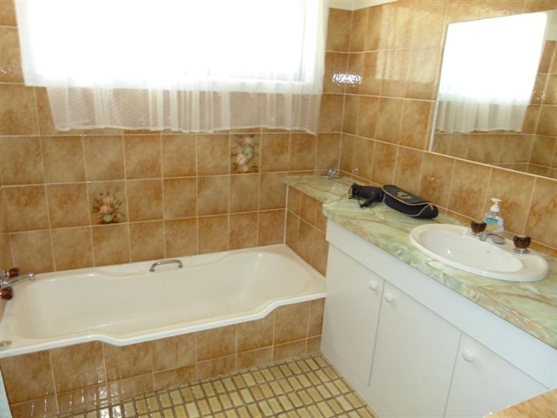 102 Cintra Street, Durack QLD 4077