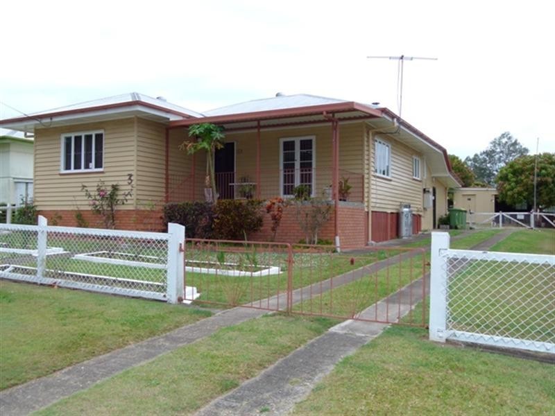 3 Larsen Street, Leichhardt QLD 4305