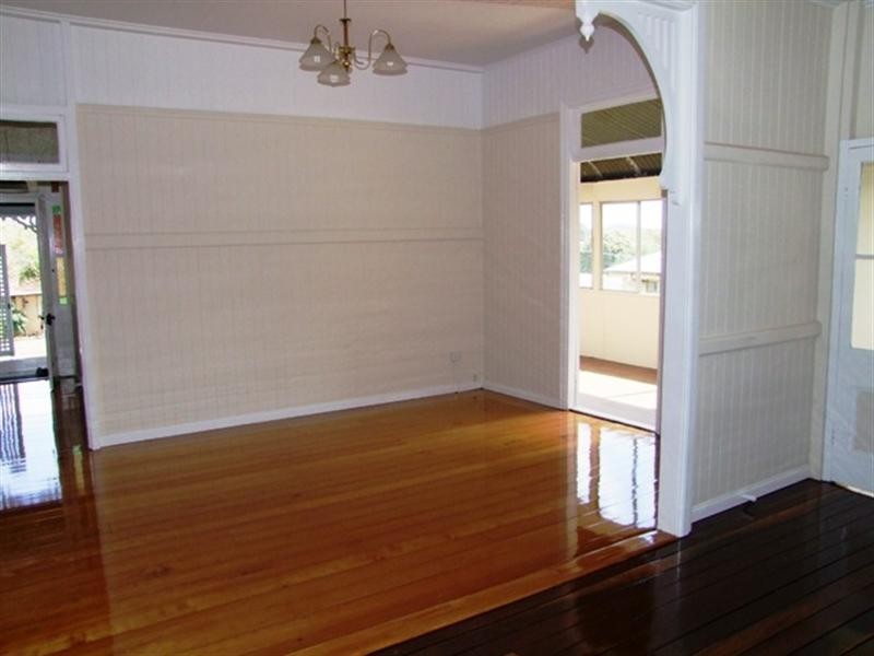 7 Spring Street, East Ipswich QLD 4305