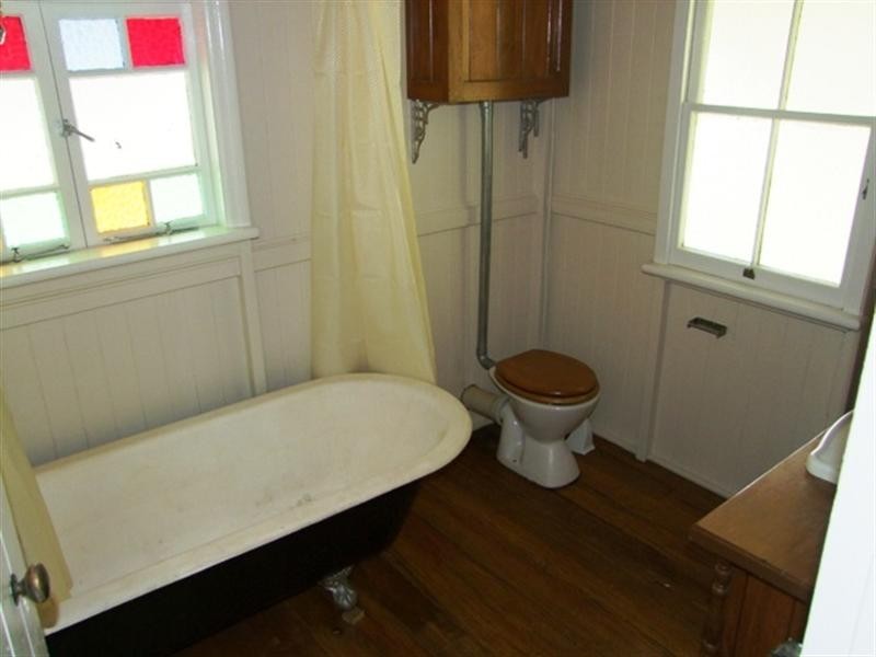 7 Spring Street, East Ipswich QLD 4305