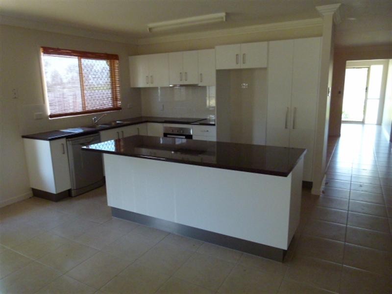 7 Darcy Lane, One Mile QLD 4305