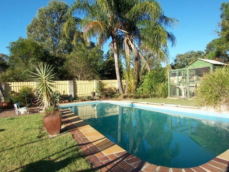 9 Midland Street, Yamanto QLD 4305